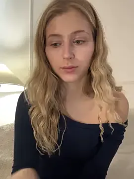LunaRase — erotic dance