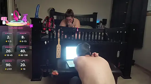 MacabreCouple on StripChat 