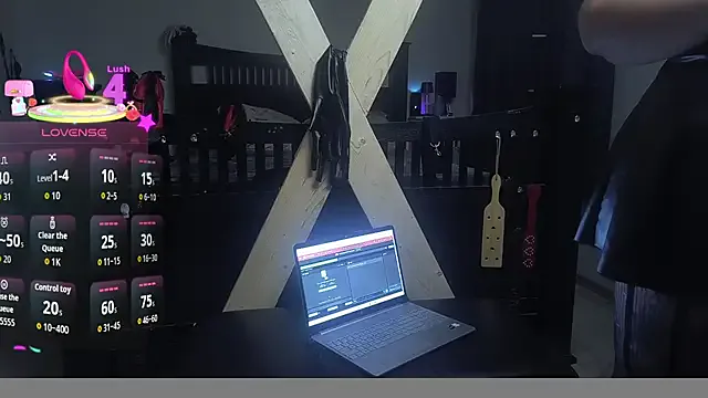 MacabreCouple on StripChat 