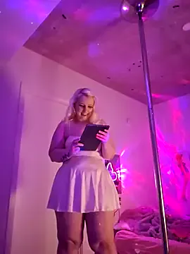 MadelynDaisyMoanroe — I got that good stuff that u want