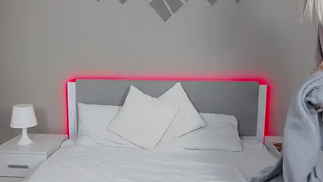 MarianeSun — twerk