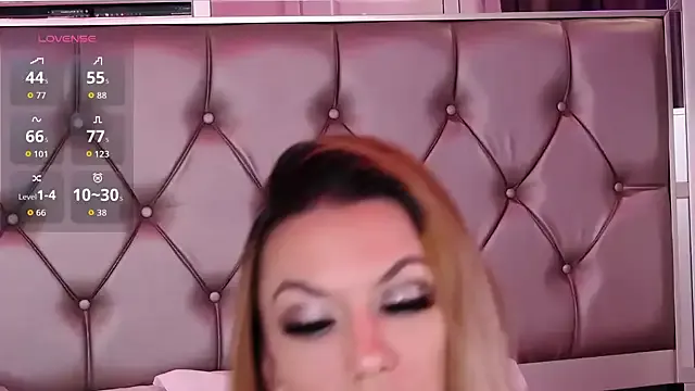 MayaHale on StripChat 