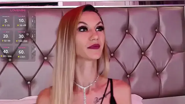 MayaHale on StripChat 