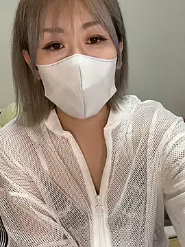 mii06 on StripChat 