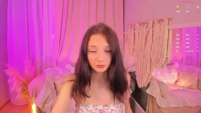 MilliMouse on StripChat 