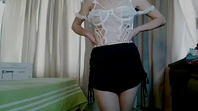 MINI_Petite on StripChat 