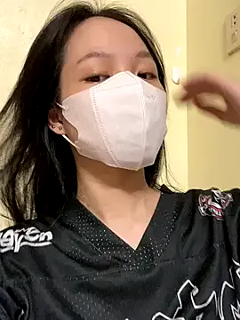 minmin2kk5 on StripChat 