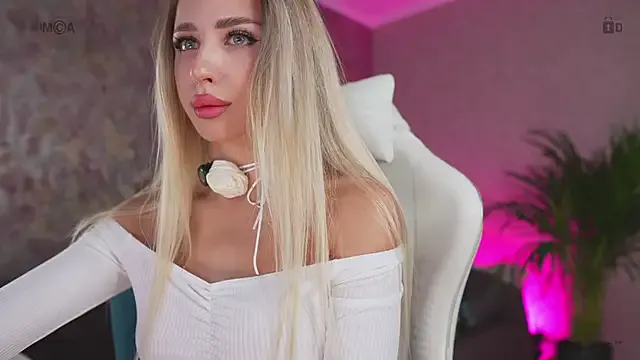 misstics_ on StripChat 