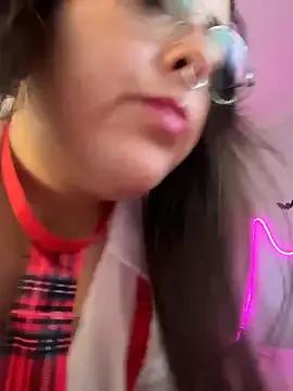 Mizztikaa on StripChat 