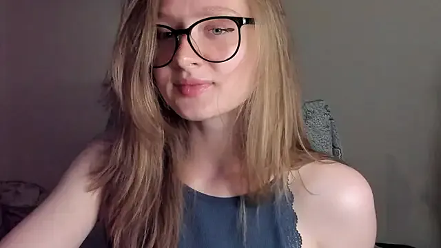 mollytuck — boobies play