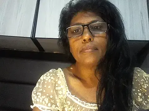 MsAttitude — Help me pay my rent  members