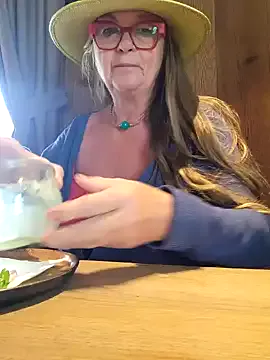 MucMilf59 on StripChat 