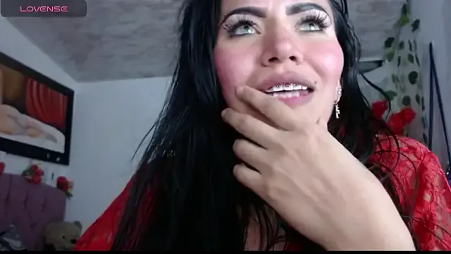 myomii_nixx on StripChat