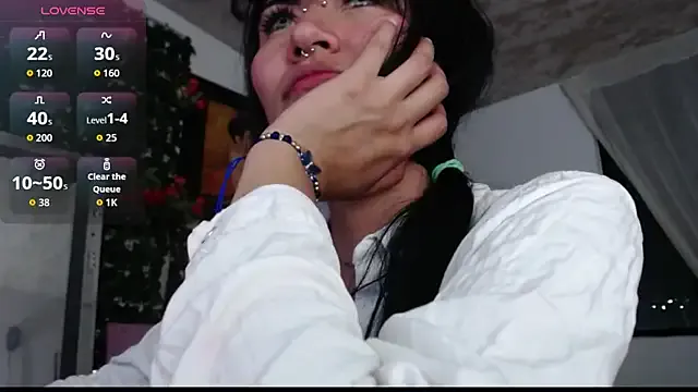 myomii_nixx on StripChat