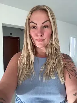 NastyMilf_ — FINGER PUSSY & MAKE IT DRIP