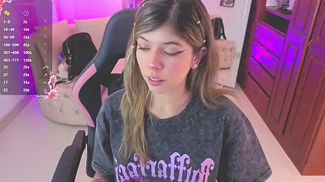 NATAASHA___ on StripChat