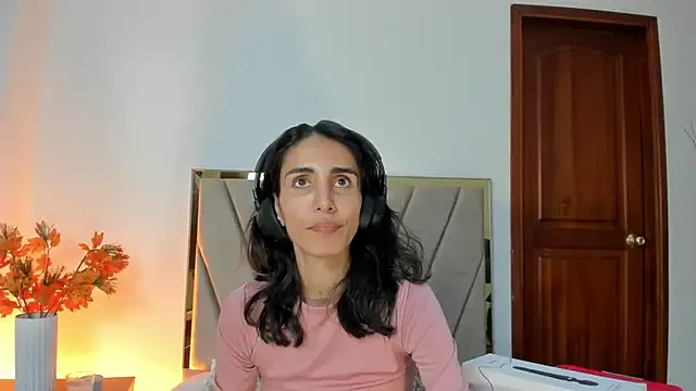 Nina_Cavaali — Suck Torso
