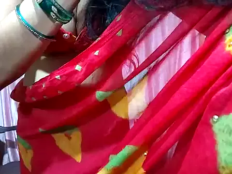 poojaxxx65 on StripChat 