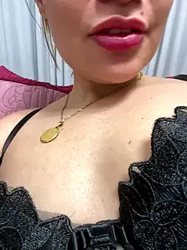 Pribaixinha — Dildo anal 