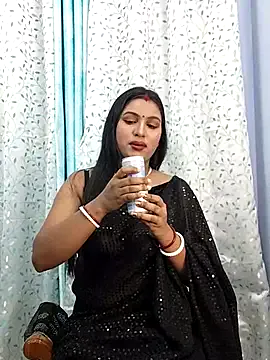 Queen_Doll on StripChat 