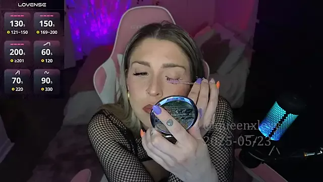 queenxlexy on StripChat 