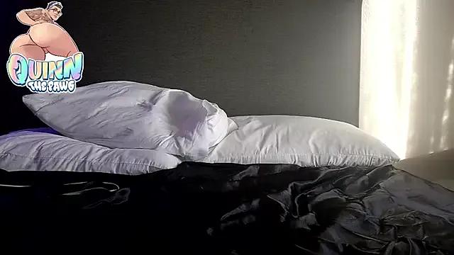 quinnmariexo — Public Pussy Play Party