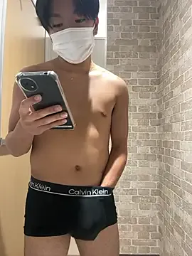 R0422 — Freechat on StripChat