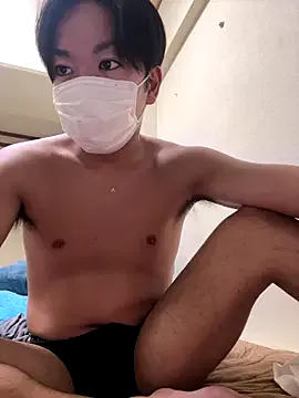 R0422 — Freechat on StripChat