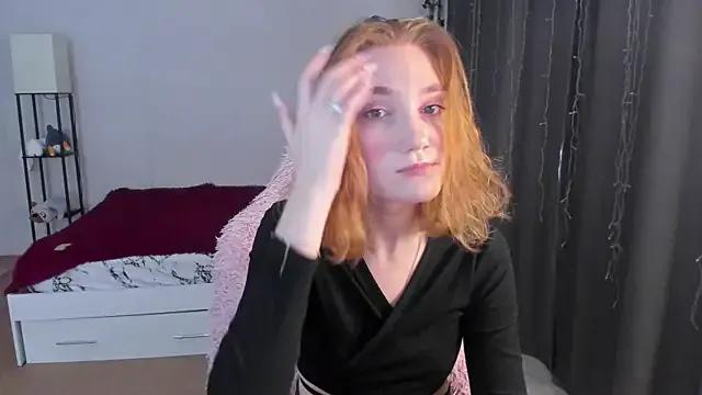 ReddHotPipper on StripChat 