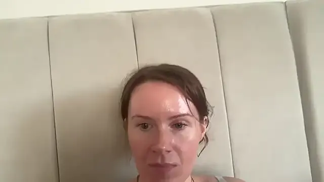 redheadrosie69 — fuck pussy with BIG dildo