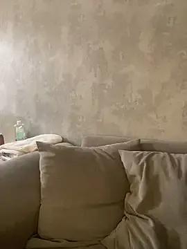 riri_bstvx on StripChat 