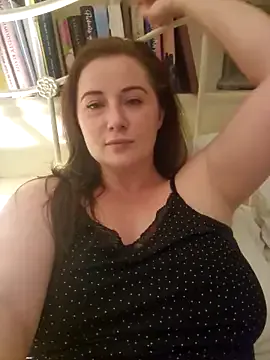 RosieMilff — GET MY BOOBS OUT 