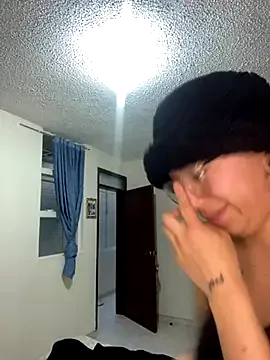 Sallem_Pink on StripChat 