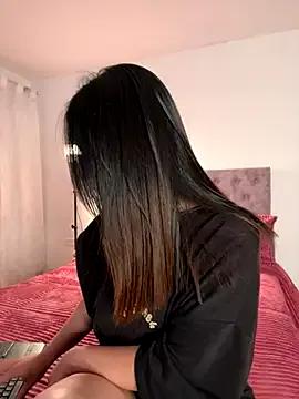 Samantha_e2 on StripChat 