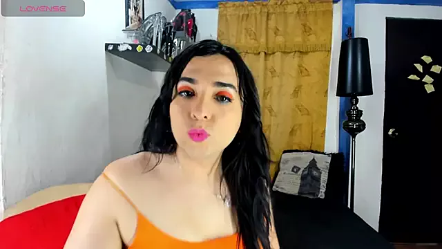 SARAMISHA on StripChat 