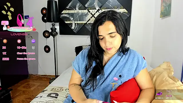 SARAMISHA on StripChat 