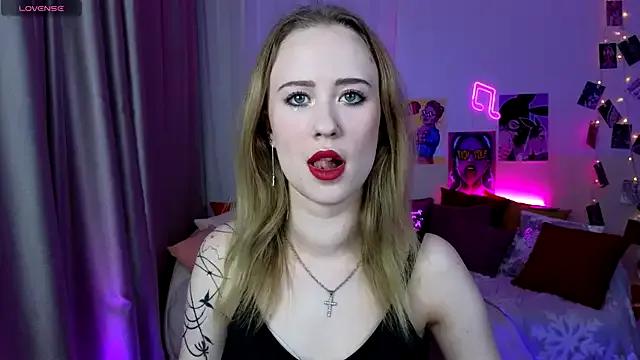 SashaBrooks on StripChat 