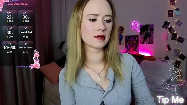 SashaBrooks on StripChat 