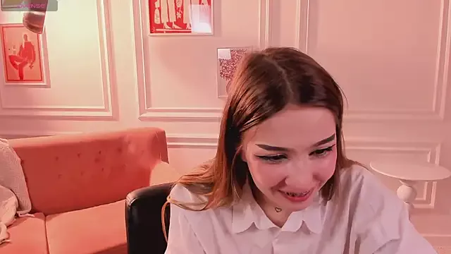 sillybloom on StripChat 