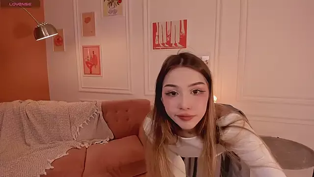sillybloom on StripChat 