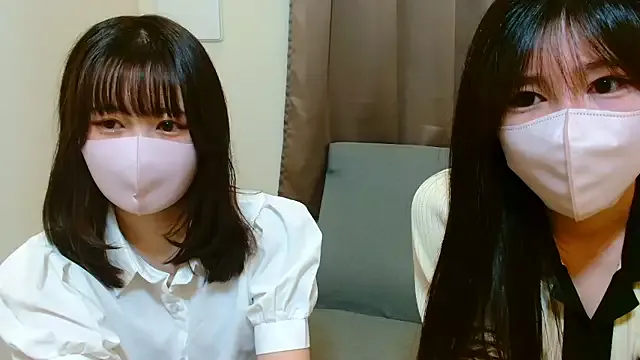 suzu_1111 on StripChat 