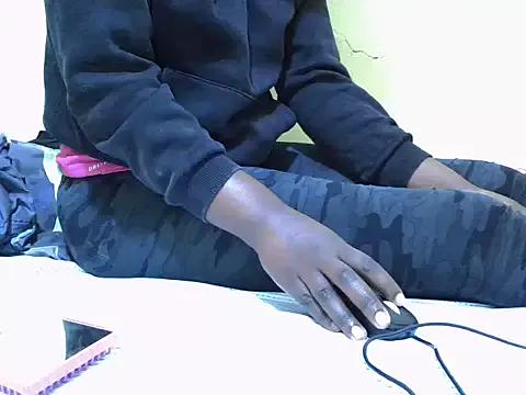 sweetangel41 on StripChat 