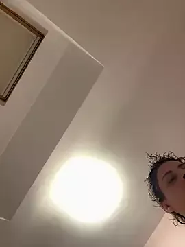 sweetchery999999 on StripChat 