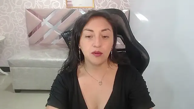 tamara_ch1 on StripChat 
