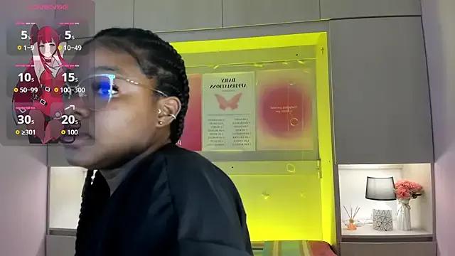 tamaraa_smiith on StripChat 