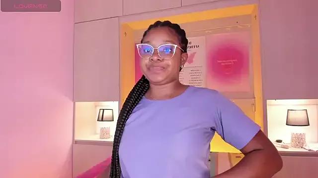 tamaraa_smiith on StripChat 