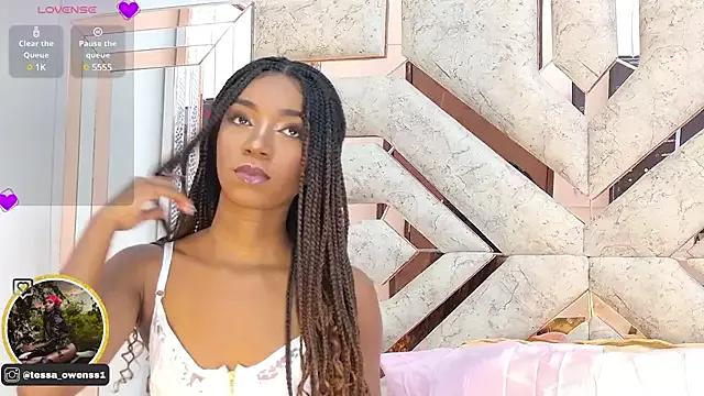 Tessa_Owenss on StripChat 