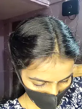 Thaper_Meera2 model from StripChat