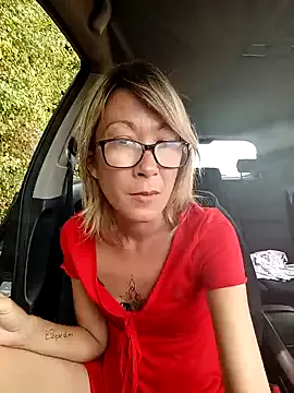 Timide_girl17 on StripChat 