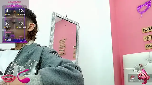 ttimy_x_boy on StripChat 
